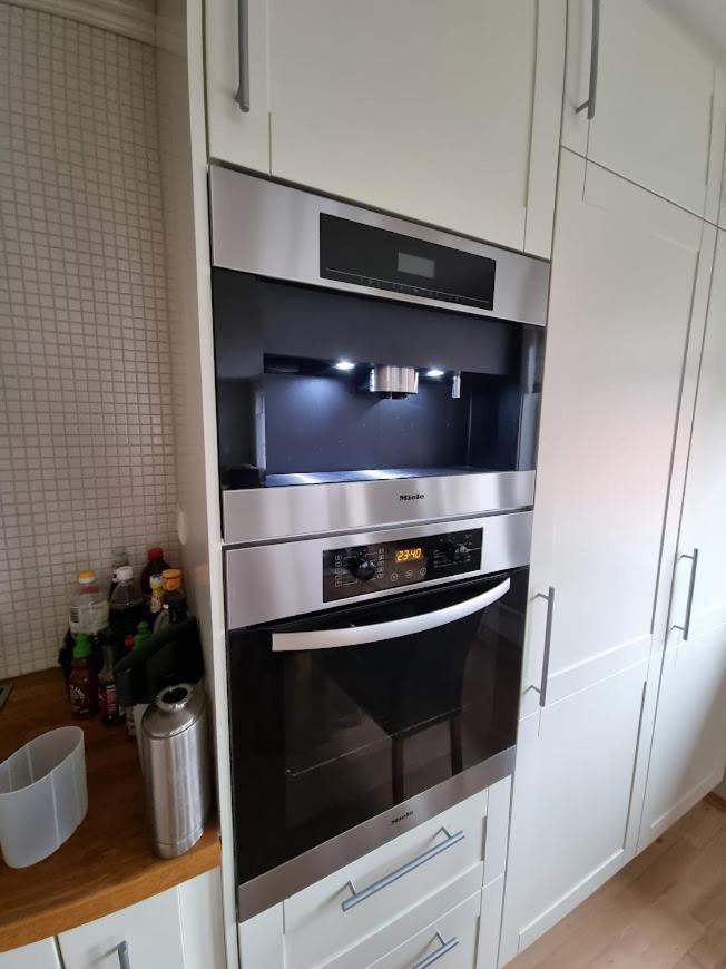 Private Guest Room In Cozy Apartment 트론헤임 외부 사진